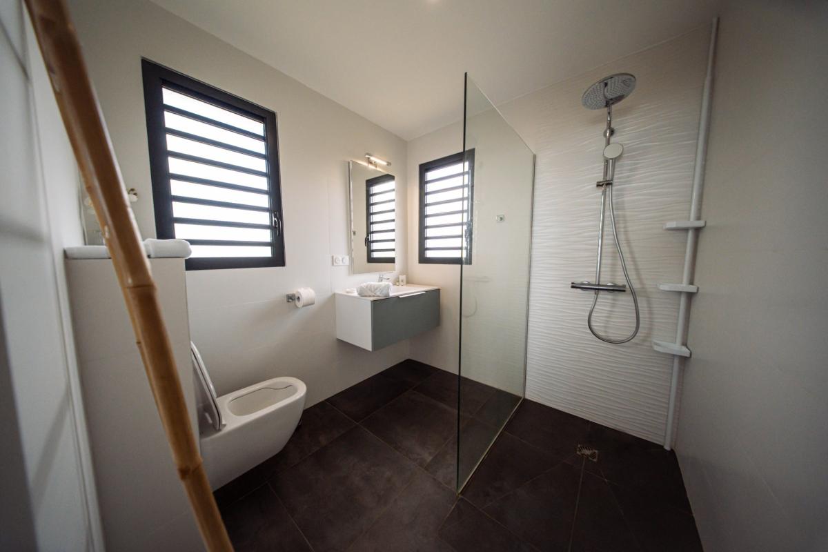 Location villa 4 chambres 8 couchages - chambre 2_